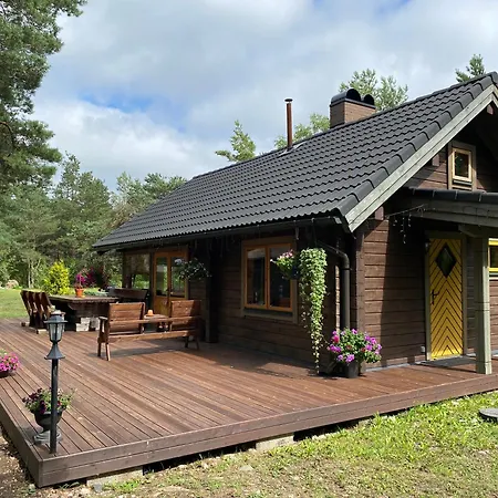 度假居 Kuldvitsa Puhkemaja Saunaga