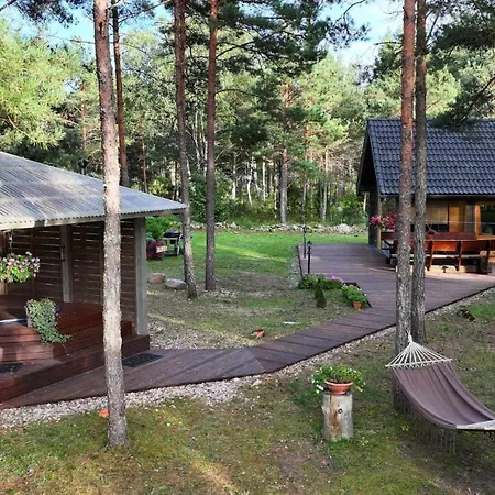Kuldvitsa Puhkemaja Saunaga 乌巴